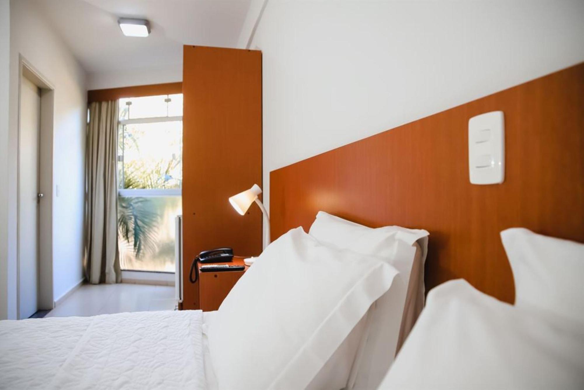 Hotel Agua Das Araras Paraguacu Paulista 客房 照片