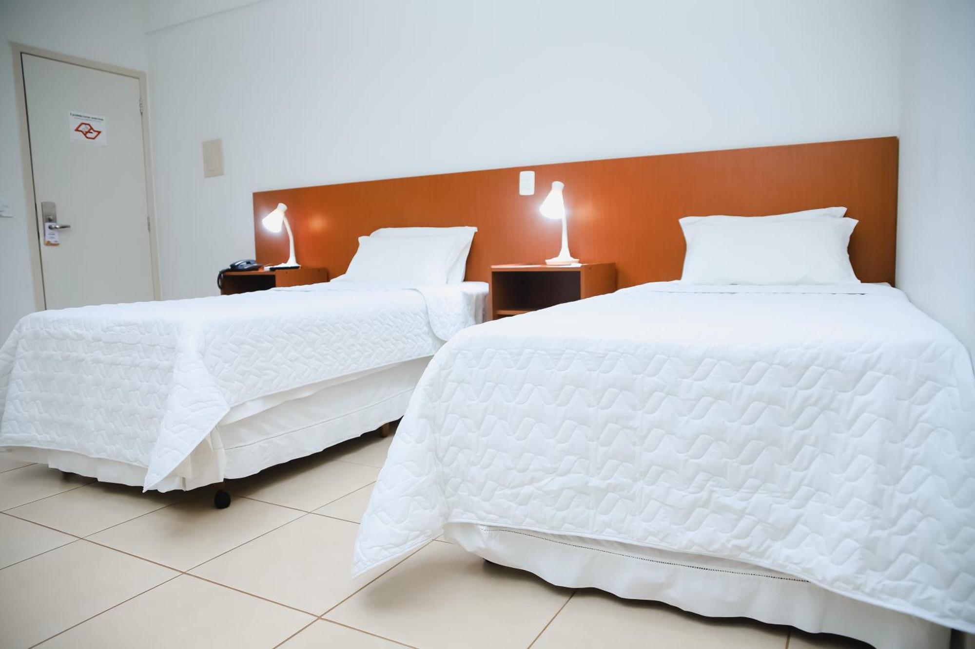 Hotel Agua Das Araras Paraguacu Paulista 客房 照片