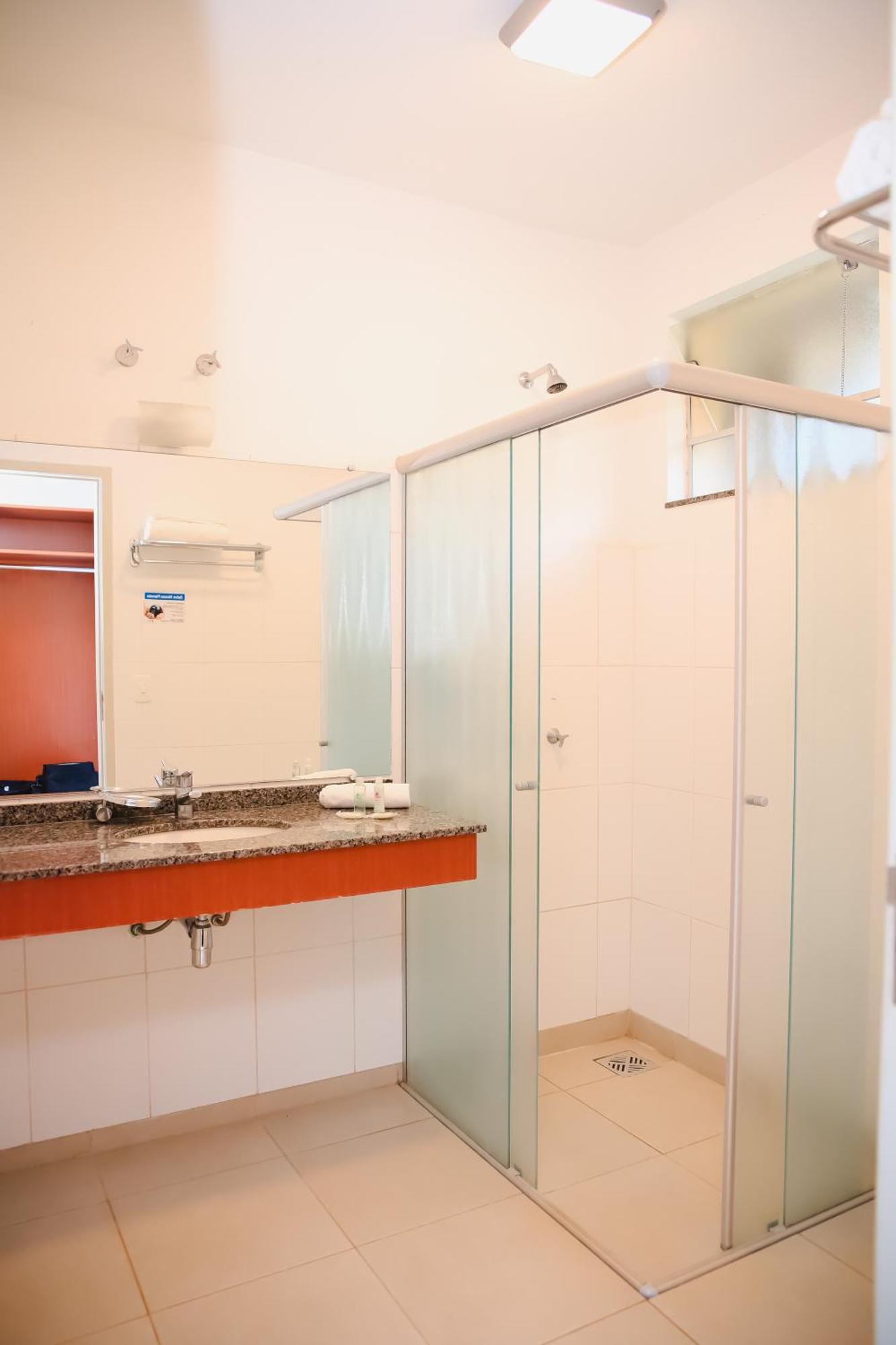 Hotel Agua Das Araras Paraguacu Paulista 外观 照片
